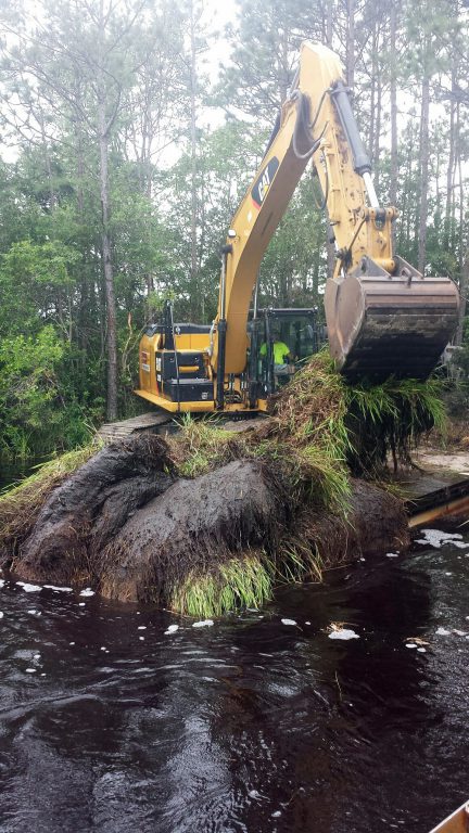 mechanical dredging - muck removal - sediment removal - mechanical dredge-1